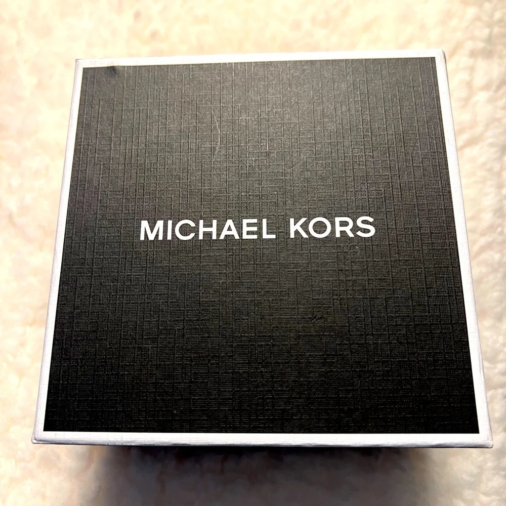 Michael Kors Micro duffle key fob - Picture 6 of 6